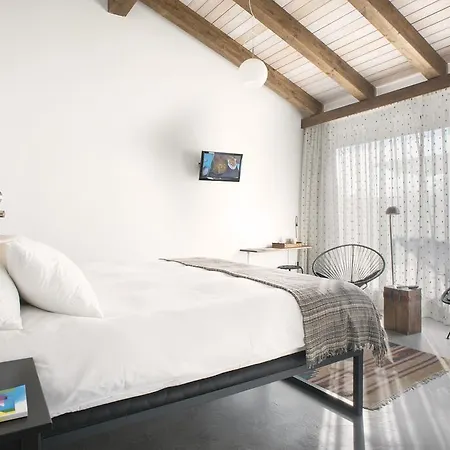 Hotel El Hotelito Navaluenga