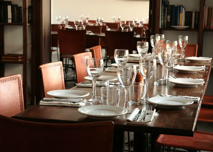 El Hotelito Отель Навалуэнга